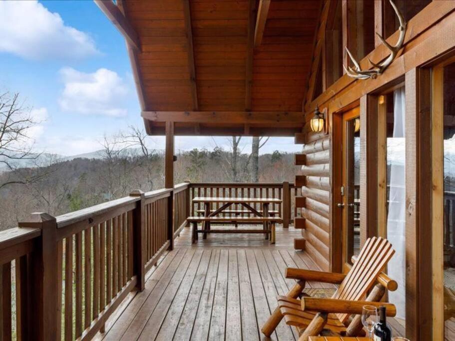 Villa Breathtaking Views Of The Smokies, 3 Mins To Gatlinburg Exterior foto
